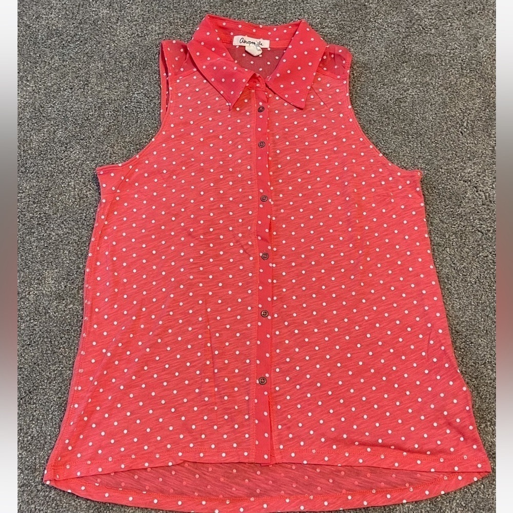 women’s Aeropostale Button peach up sleeveless blouse